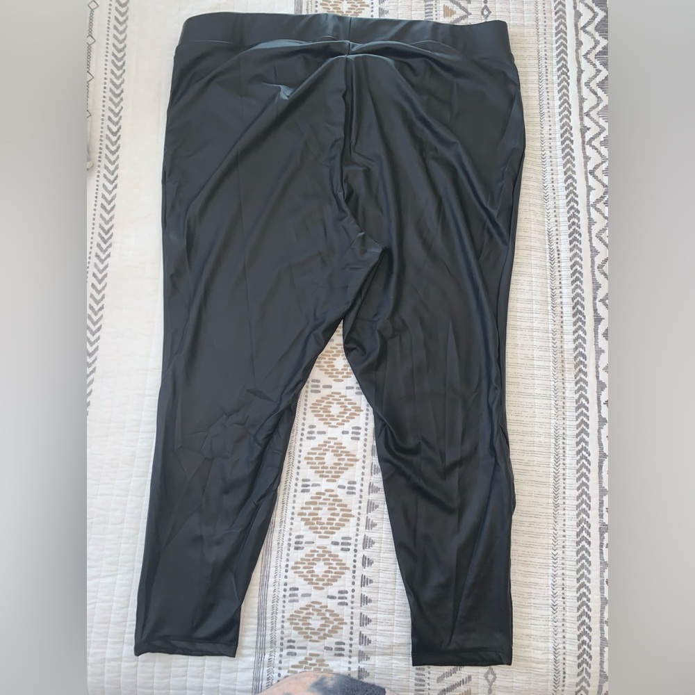 Torrid - Size 4 - Picture 6 of 14